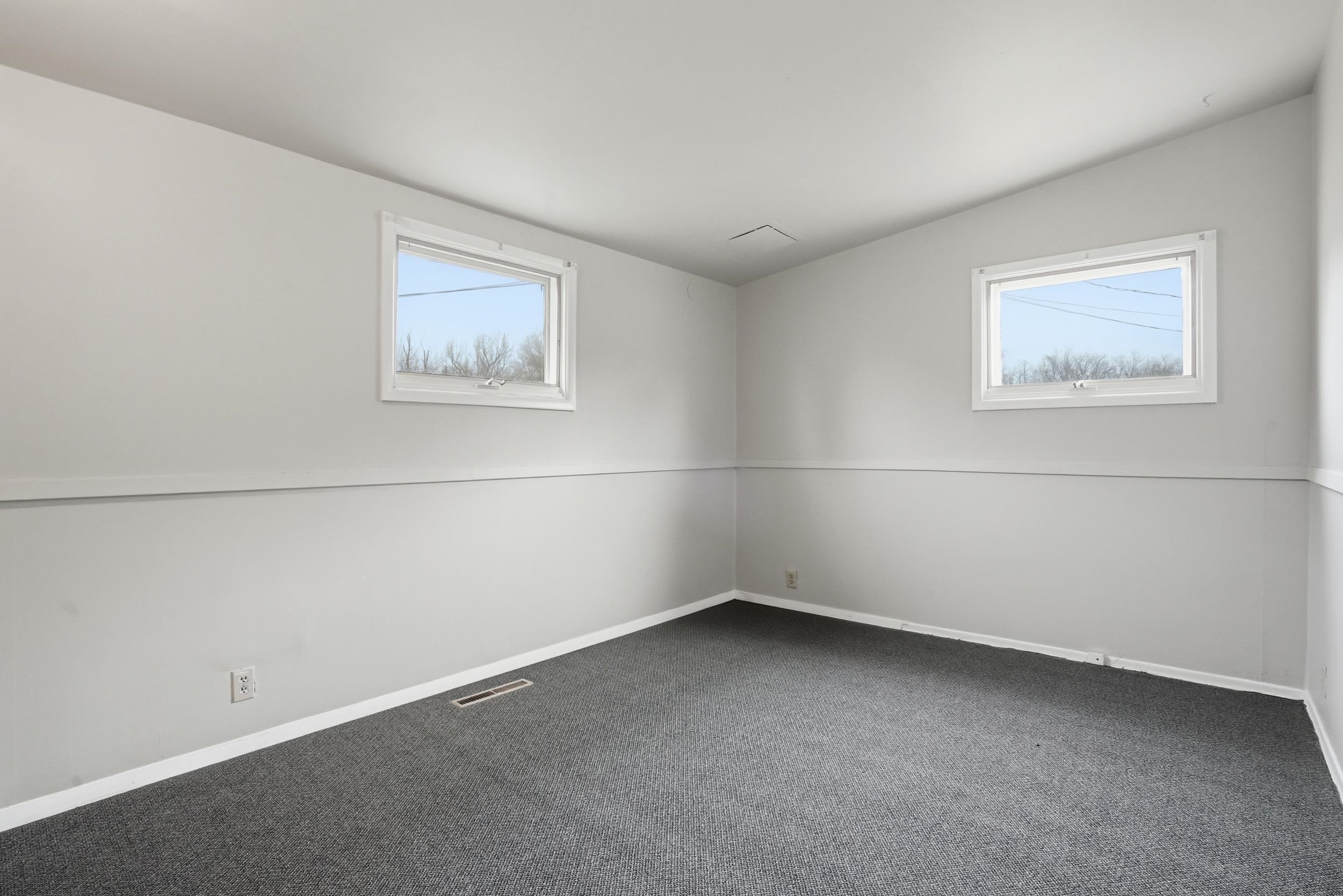 1113 Kingsbury Street