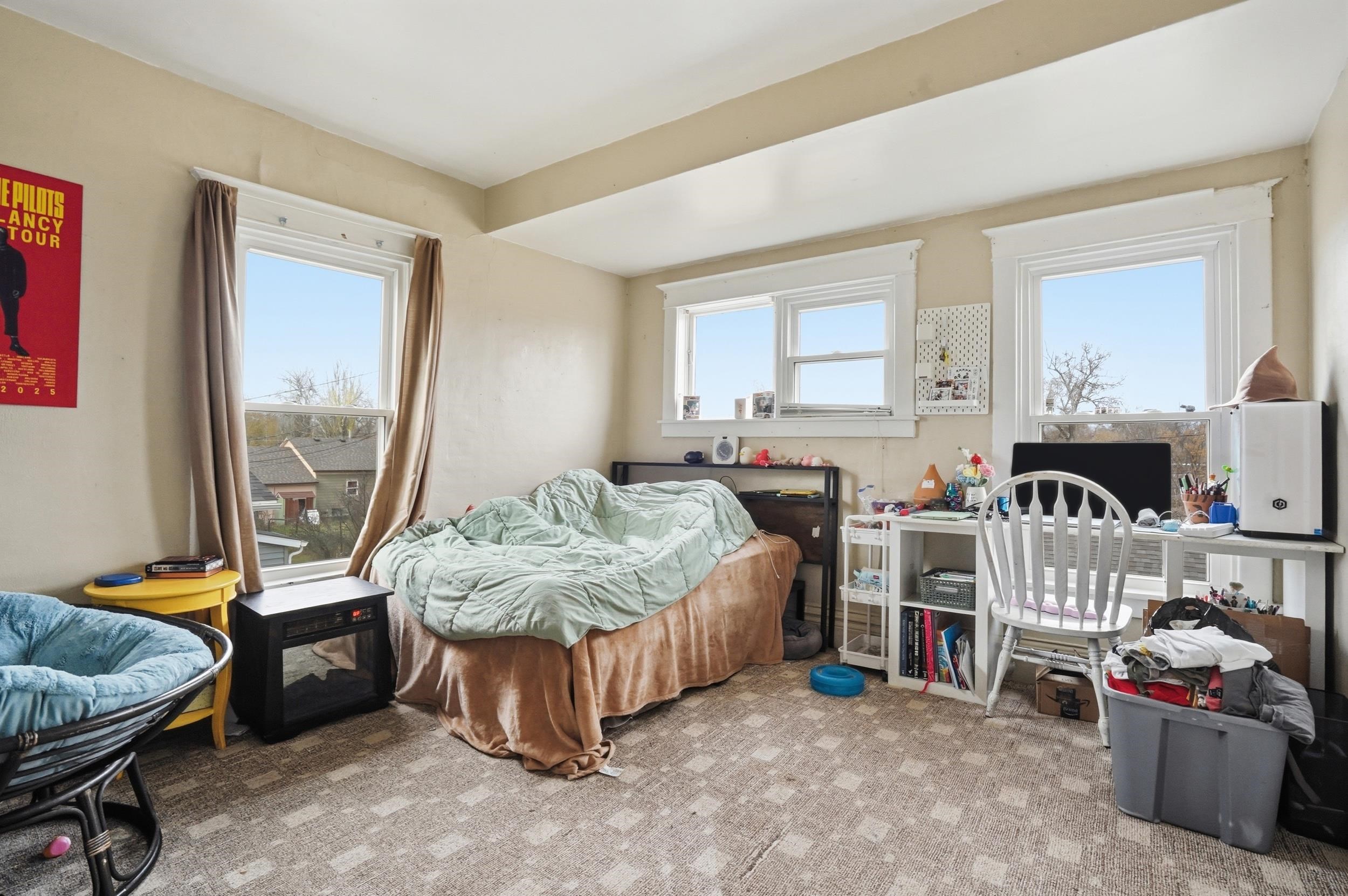 1113 Kingsbury Street