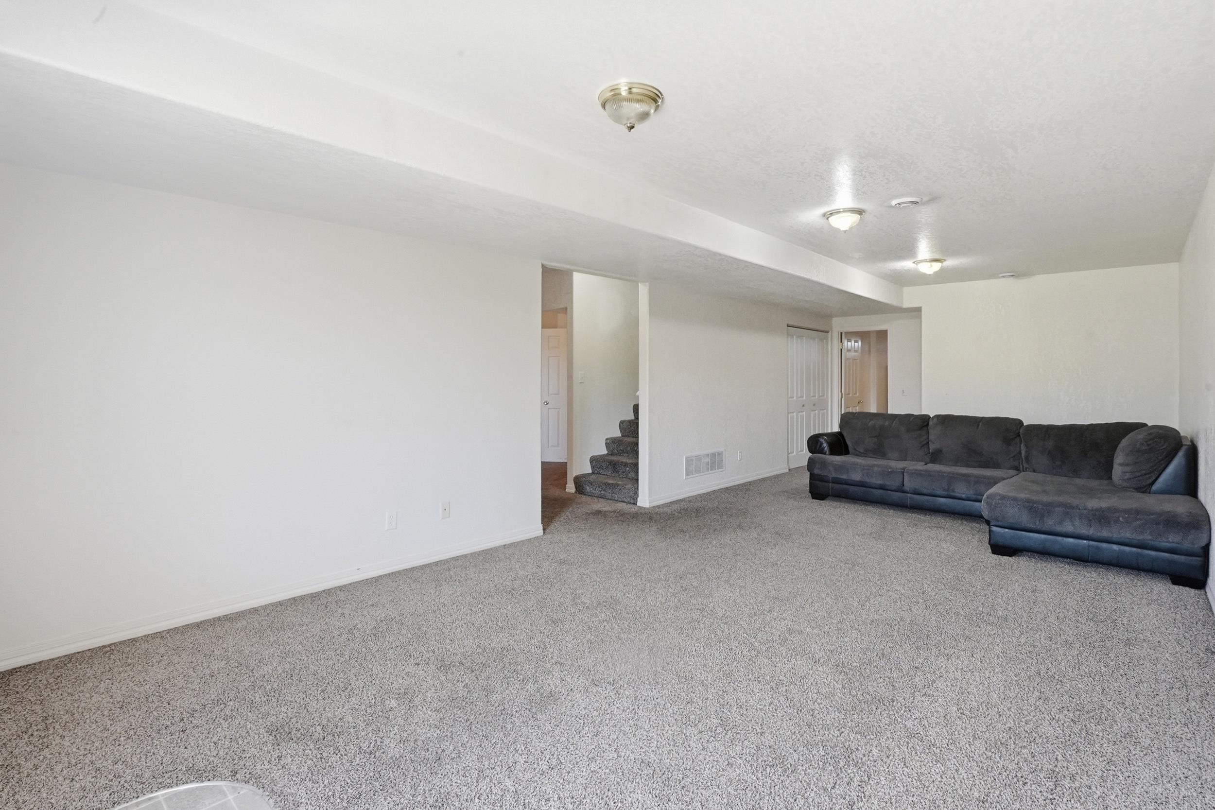 910 Heritage Drive