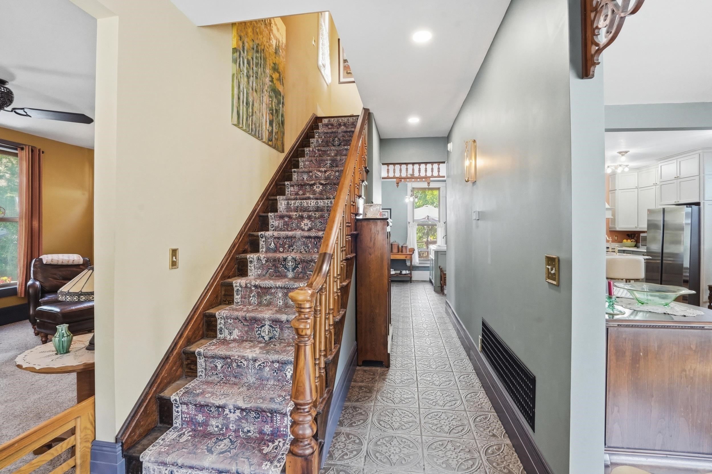 152 Charles Street