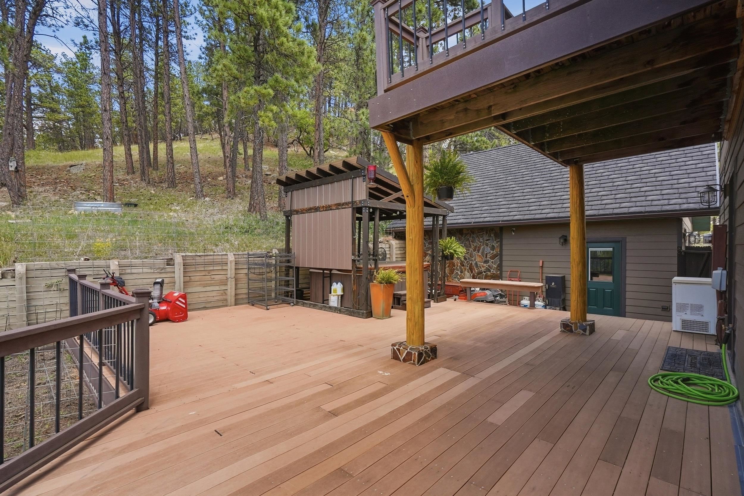8207 Blucksberg Mountain Road