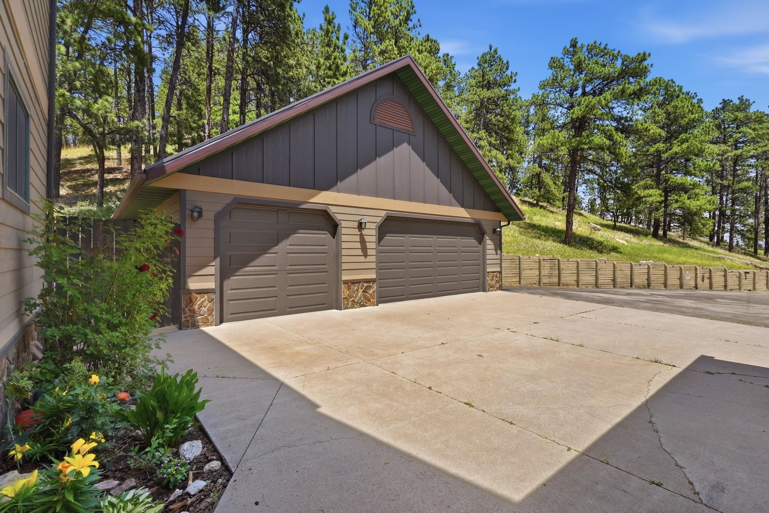 8207 Blucksberg Mountain Road