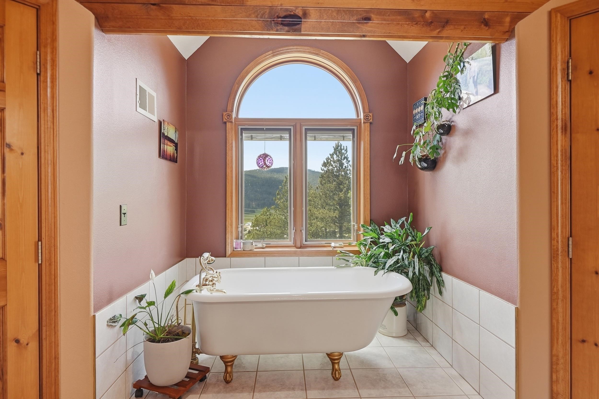 8207 Blucksberg Mountain Road