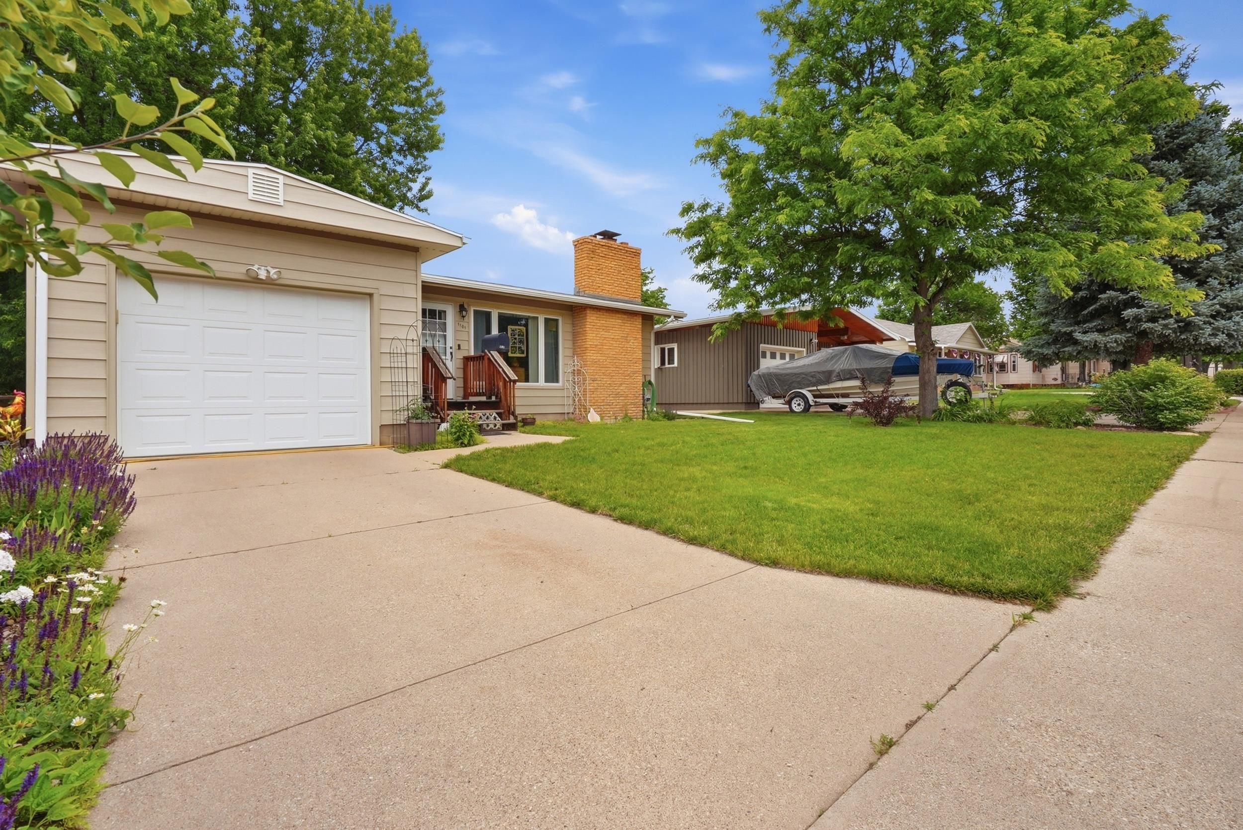 1101 Omaha Street