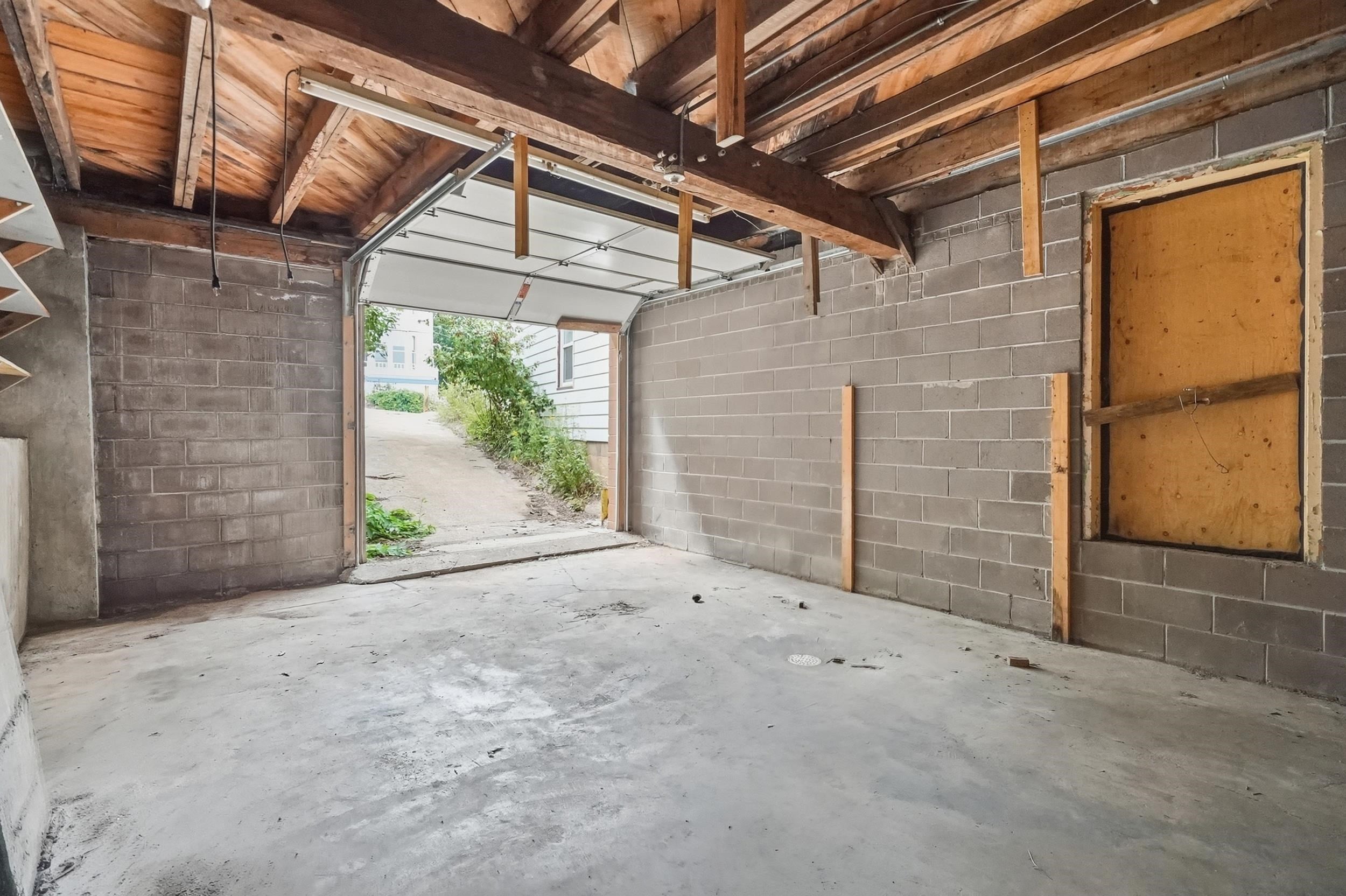 118 S Galena Street