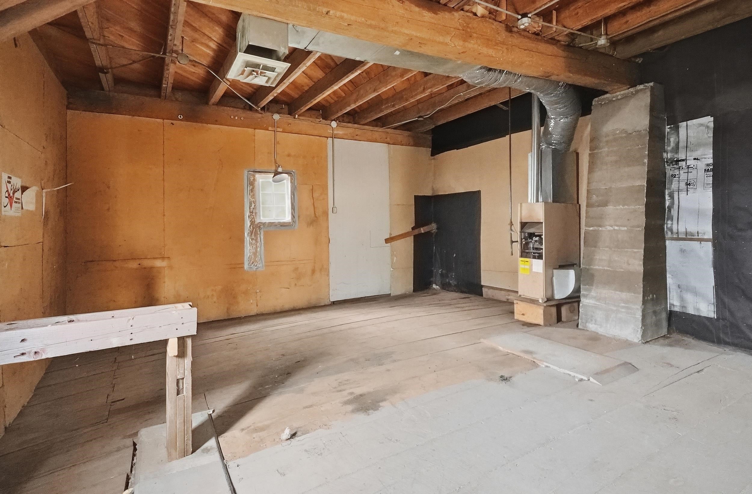 118 S Galena Street