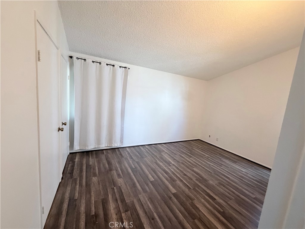 5929 Los Molinos