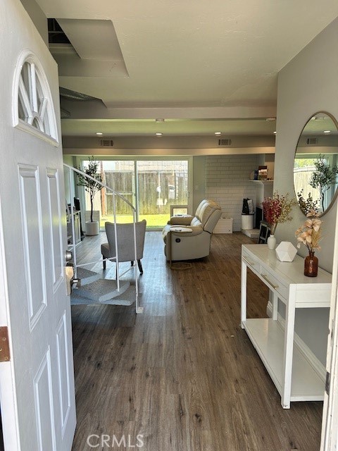 1404 N Tustin Avenue L2