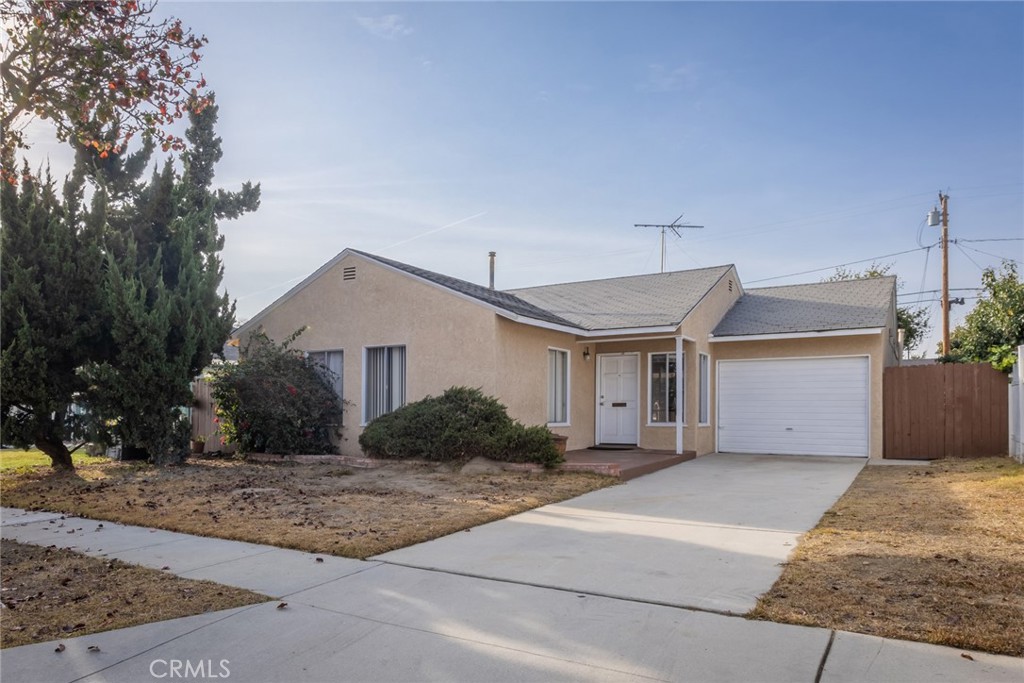 14111 Cerritos Avenue