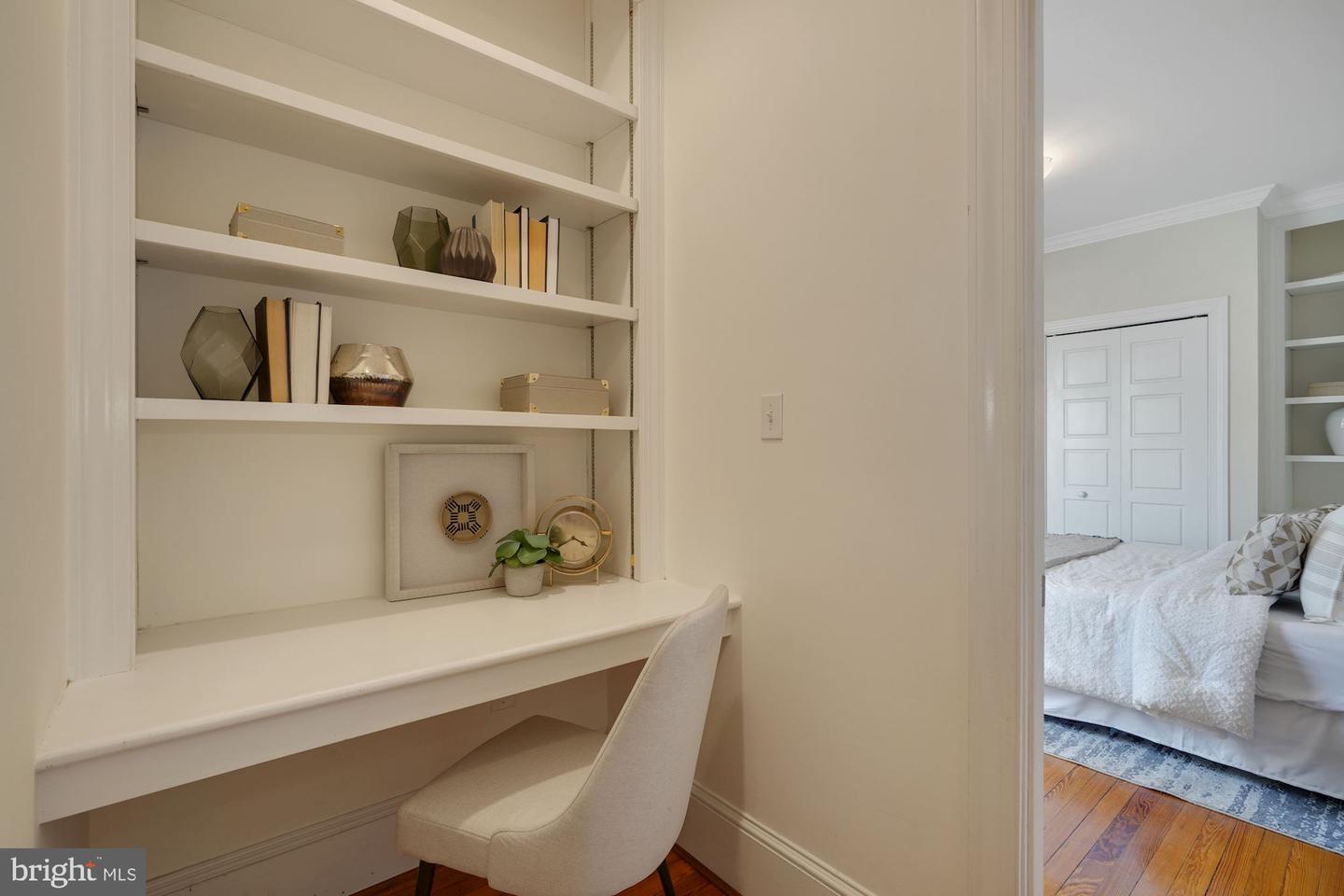 1657 31st St NW #405