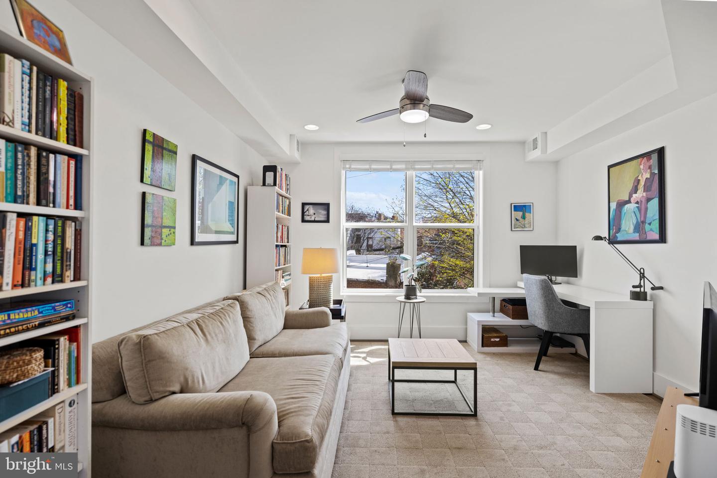 645 Maryland Ave NE #201