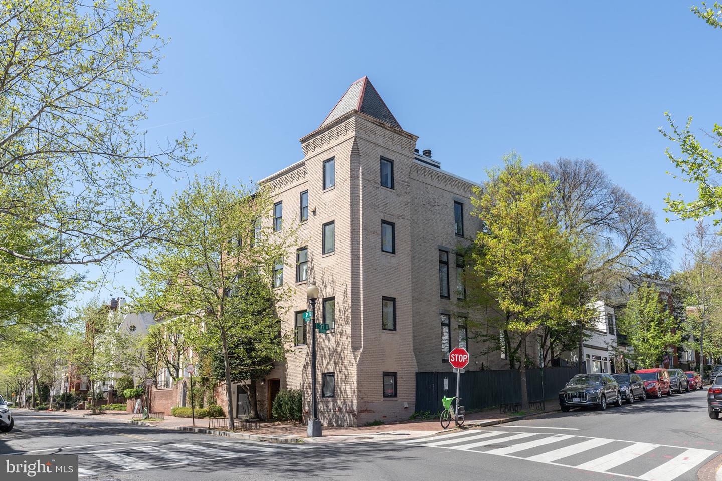 3101 P St NW #2