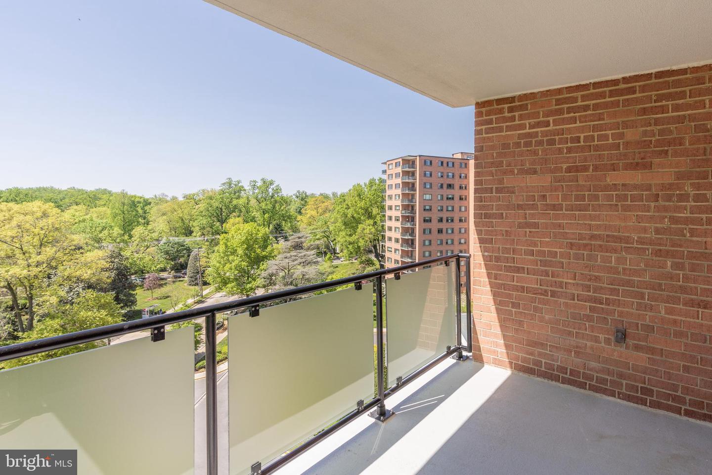 4201 Cathedral Ave NW #914e