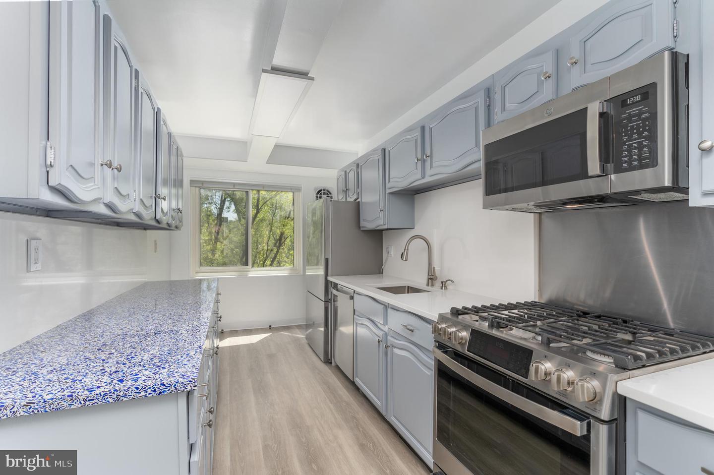 4201 Cathedral Ave NW #914e