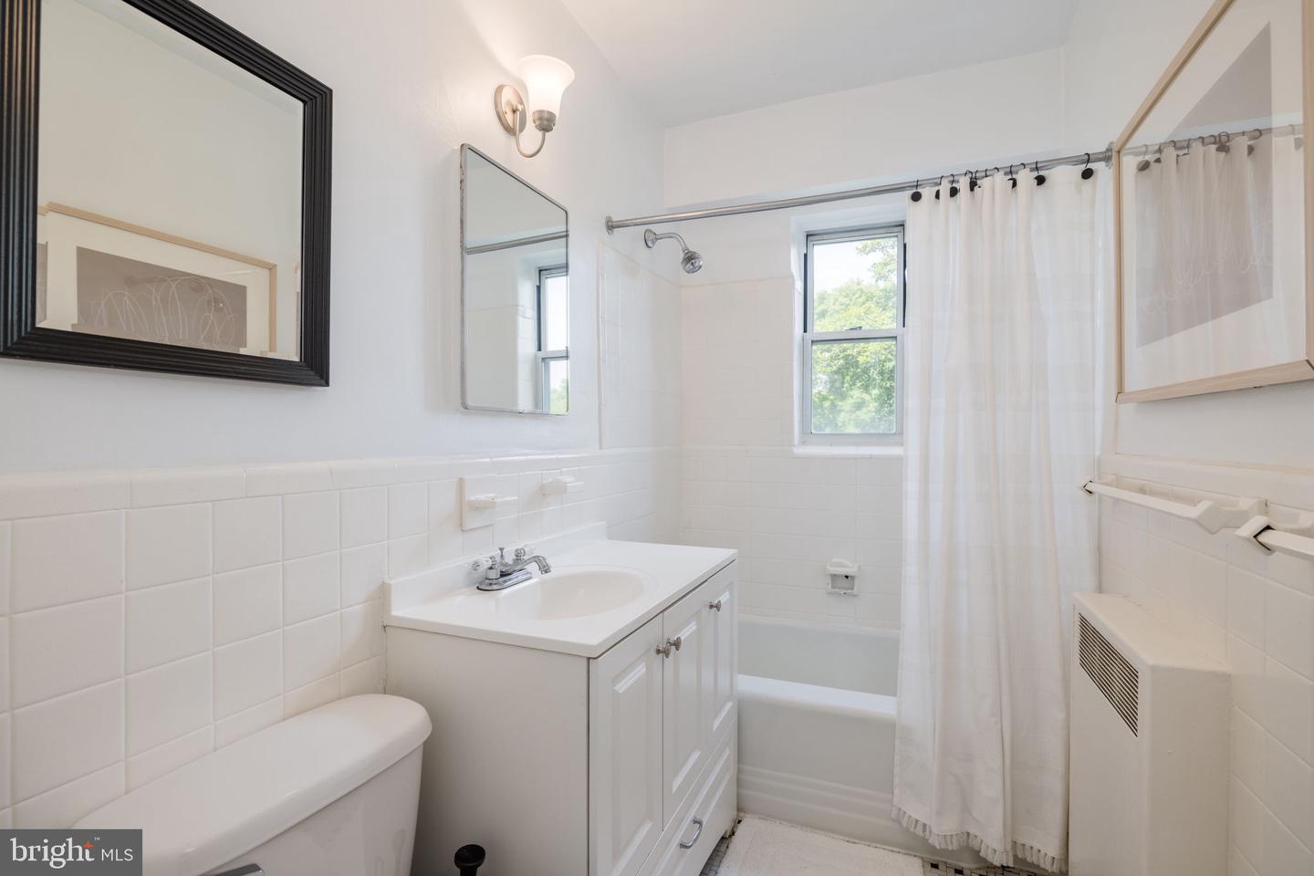 2500 Q St NW #504