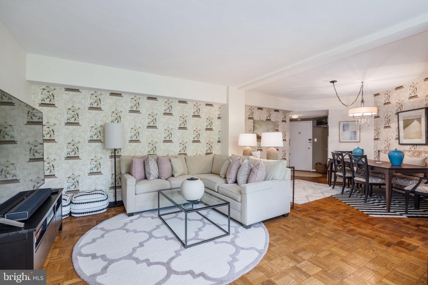 2500 Q St NW #504