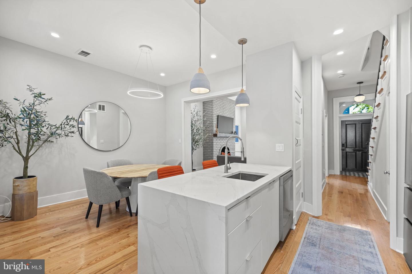 1303 Corcoran St NW