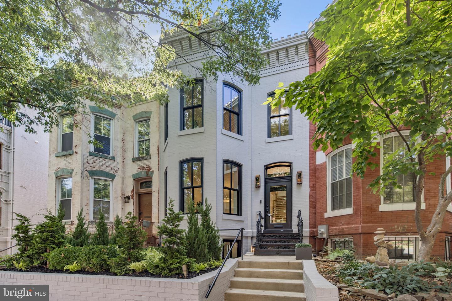 1632 15th St NW