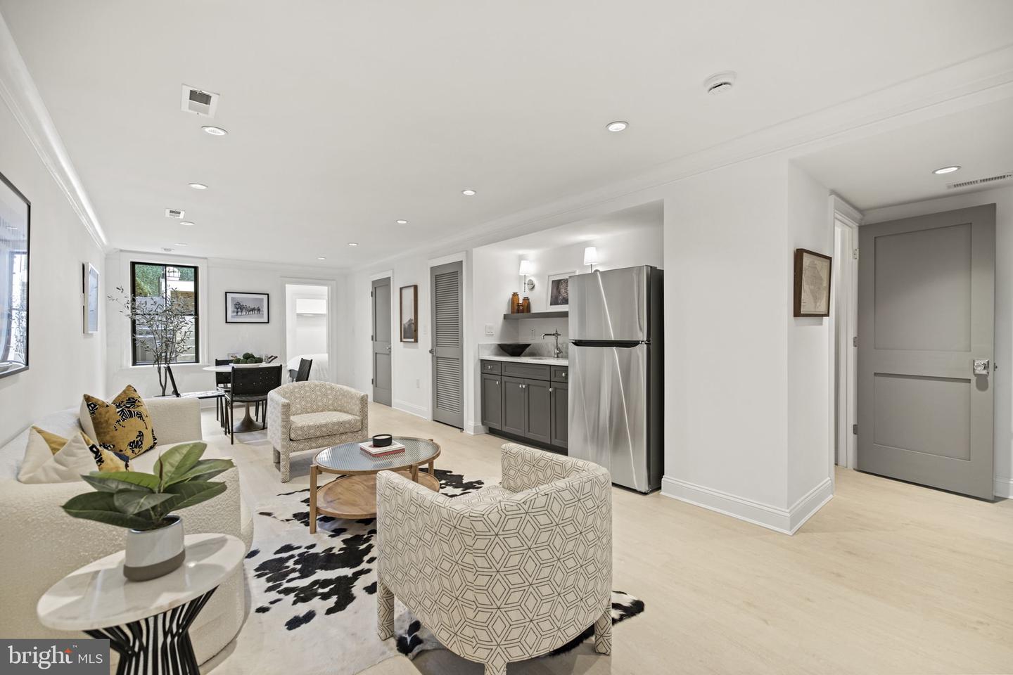 1632 15th St NW