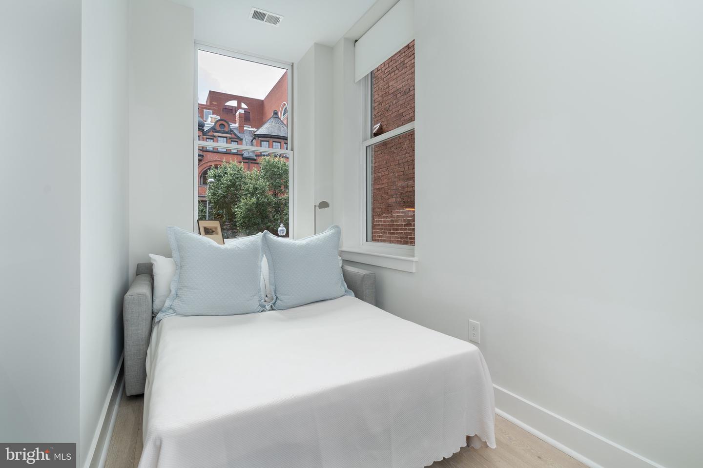 1745 N St NW #214