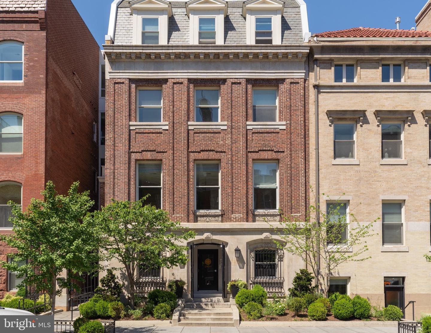 1745 N St NW #214