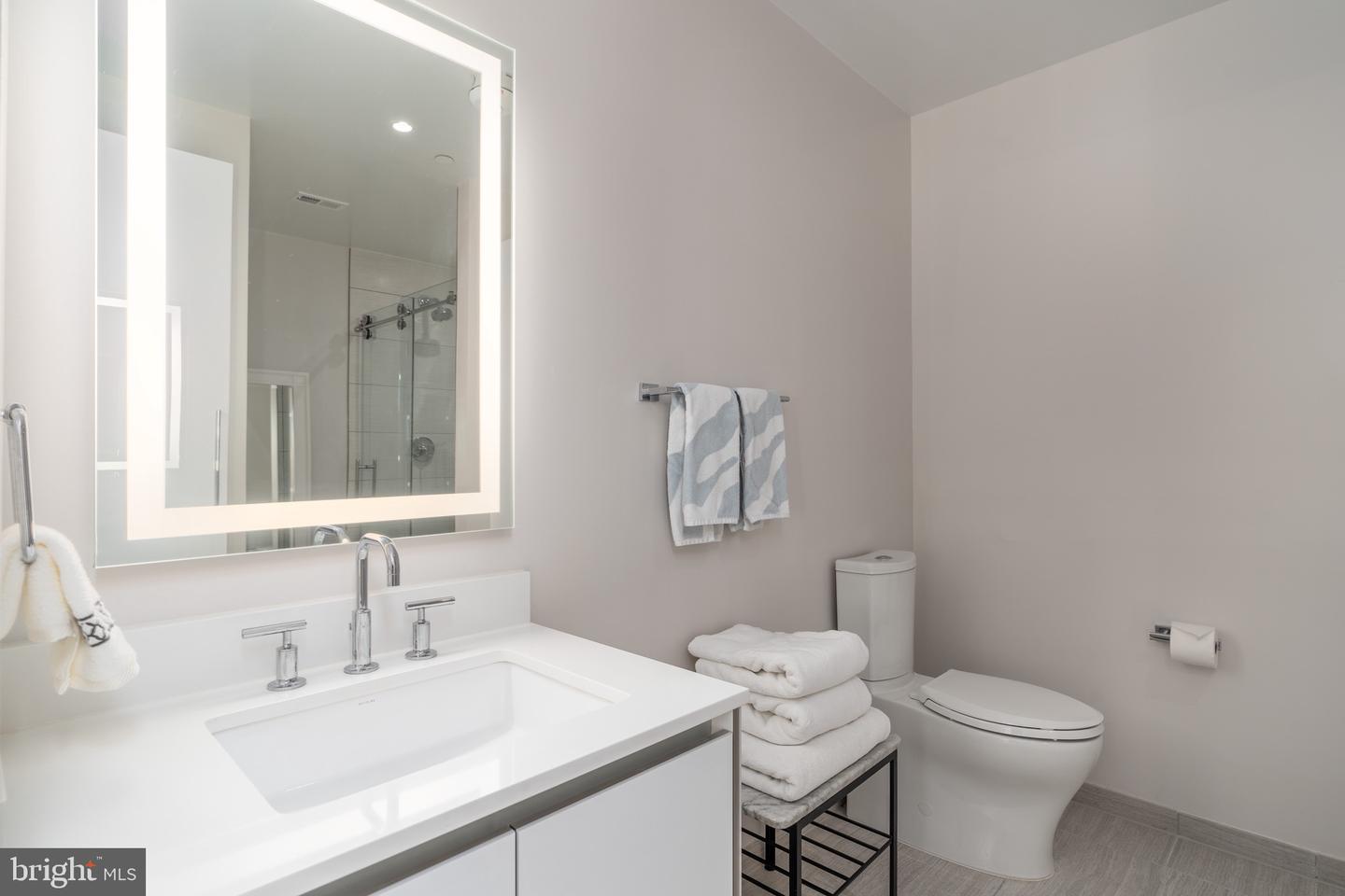 1745 N St NW #214
