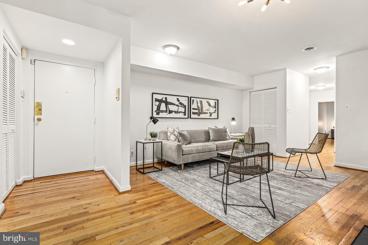 3101 P St NW #1