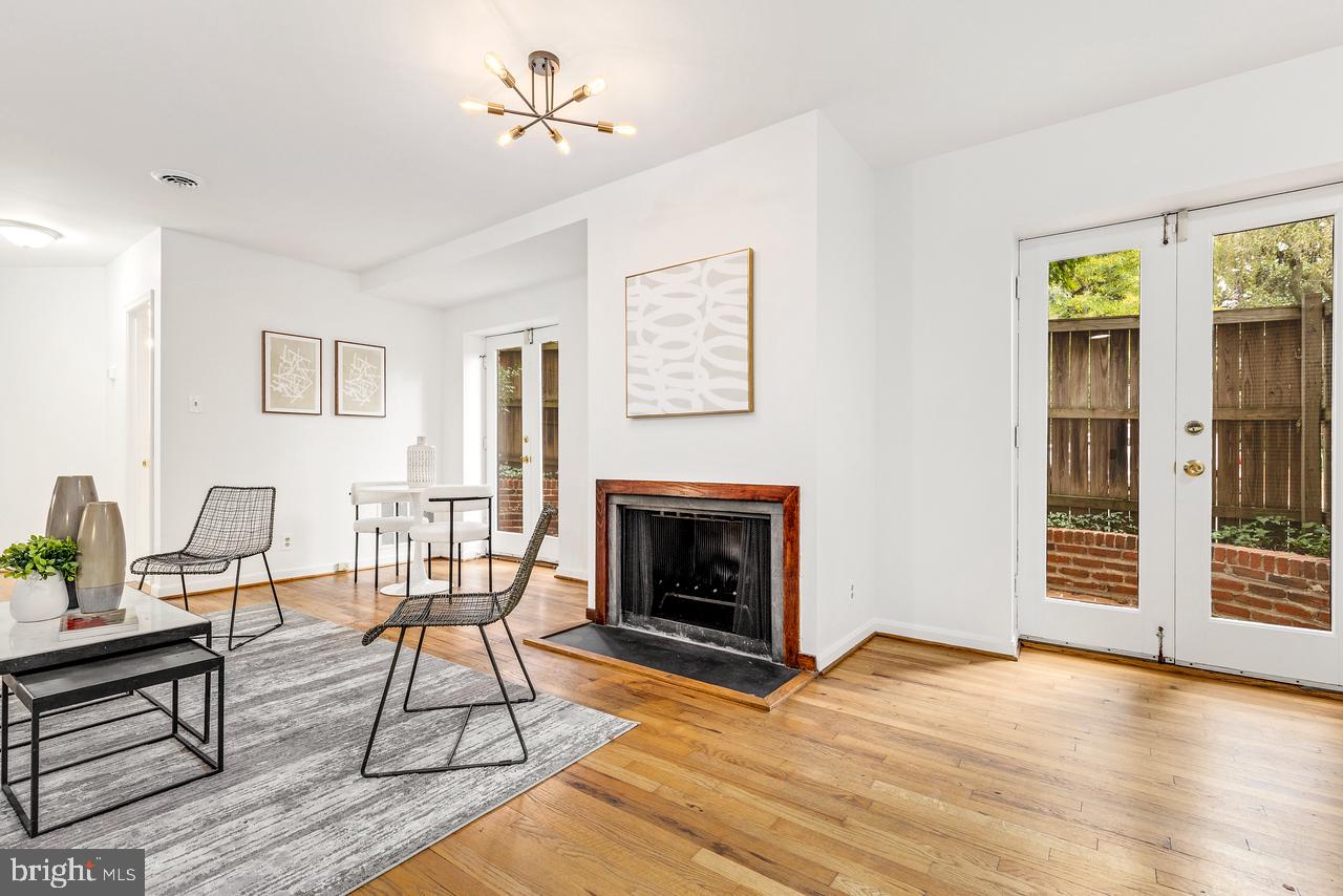 3101 P St NW #1