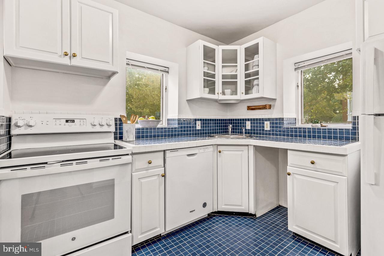 3101 P St NW #1