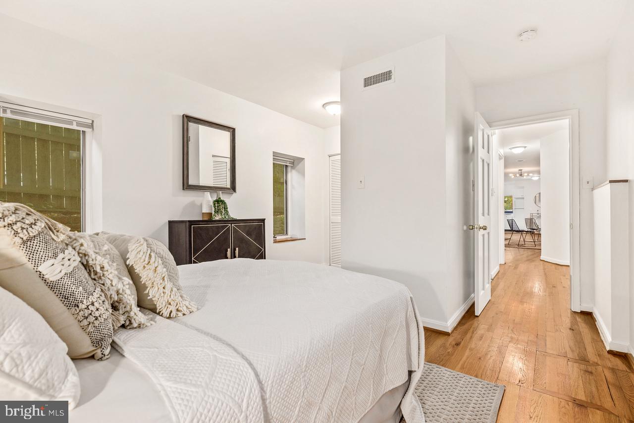 3101 P St NW #1