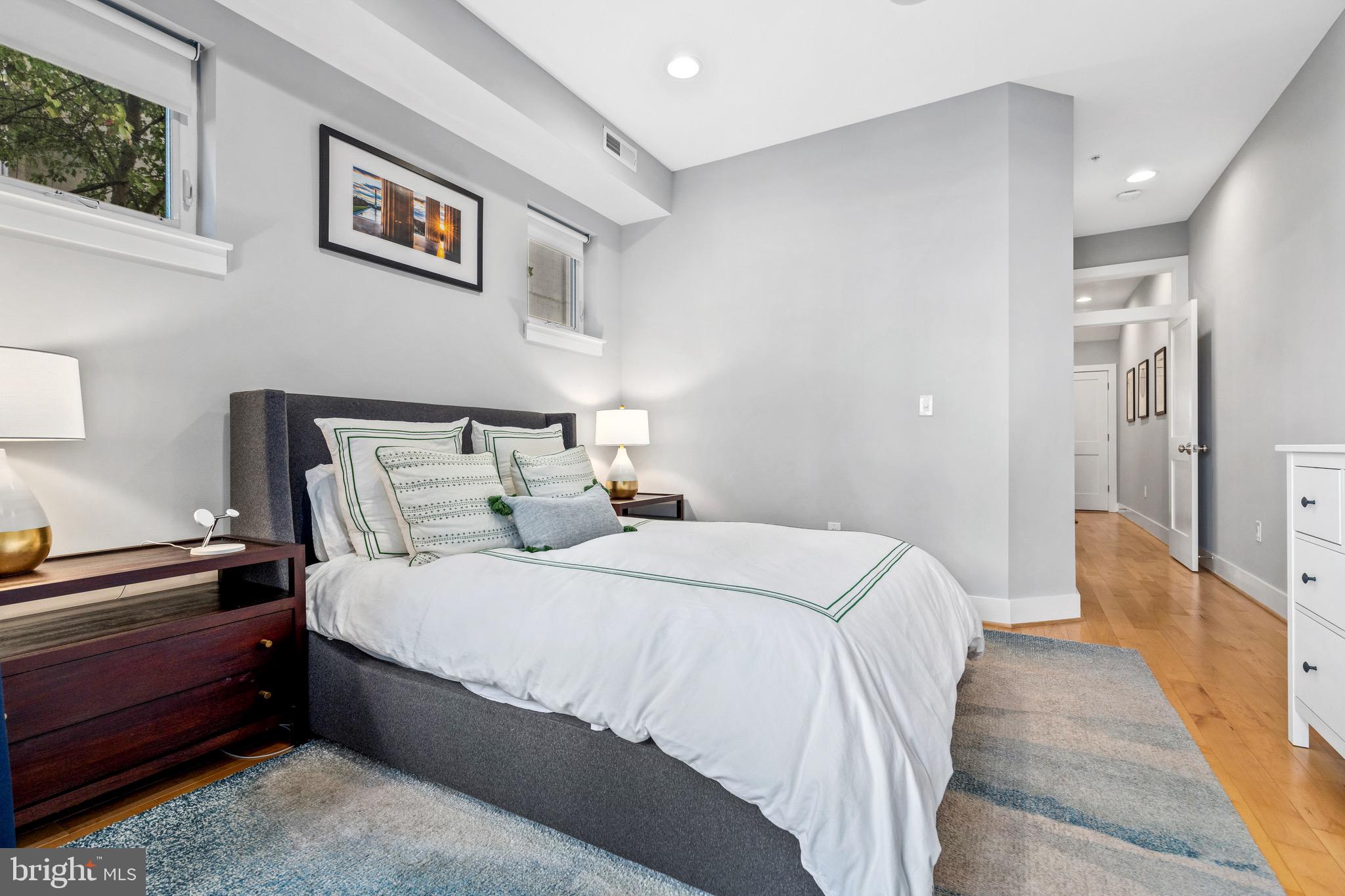 2435 Ontario Rd NW #3