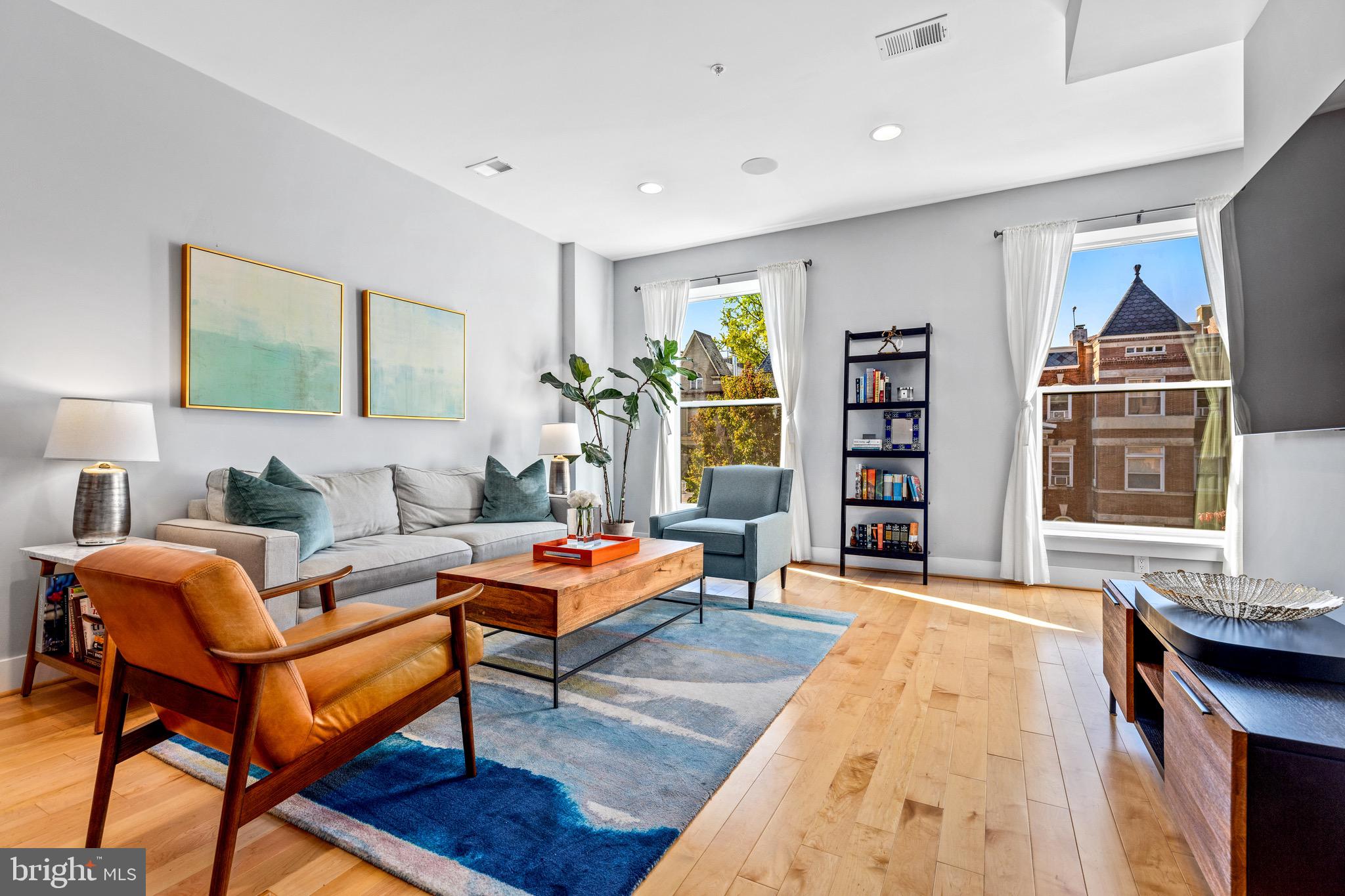 2435 Ontario Rd NW #3