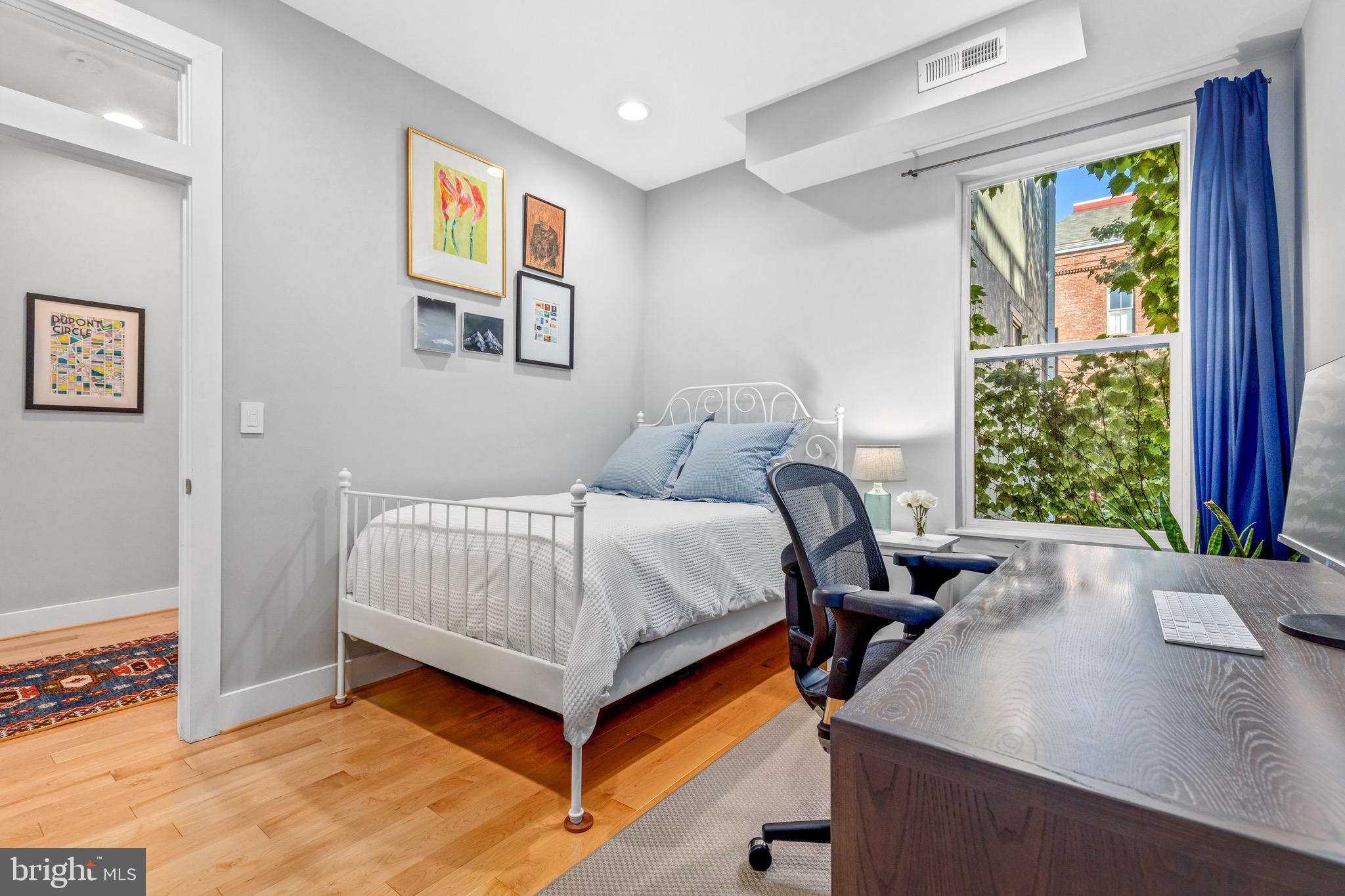 2435 Ontario Rd NW #3