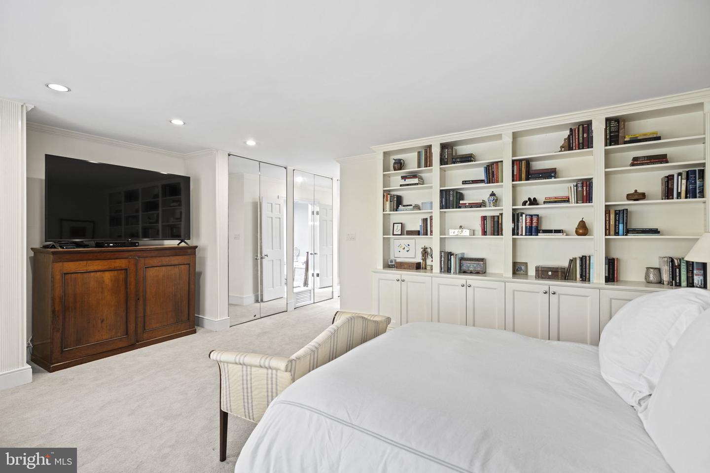 3031 O St NW