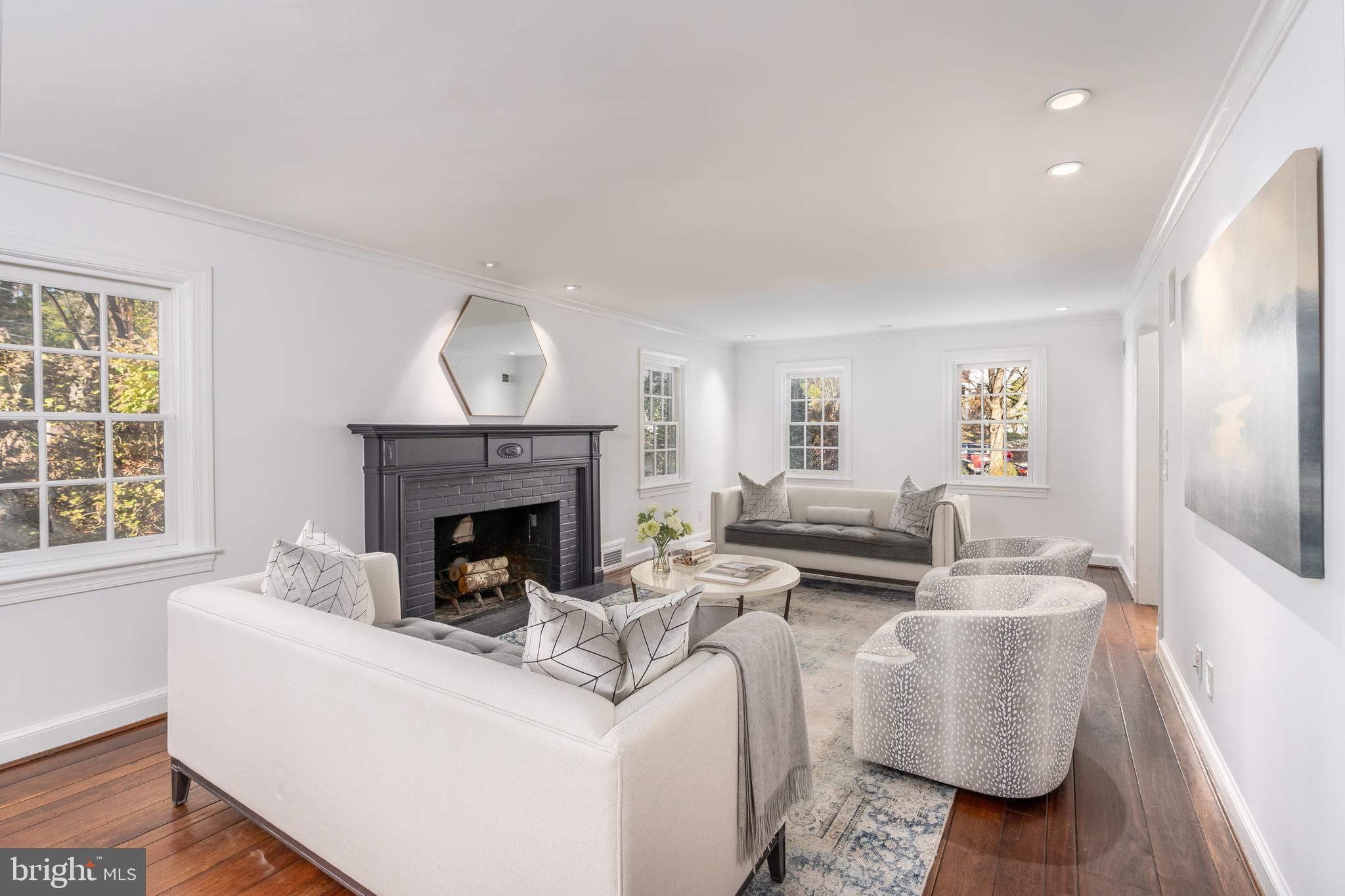 3540 Springland Ln NW