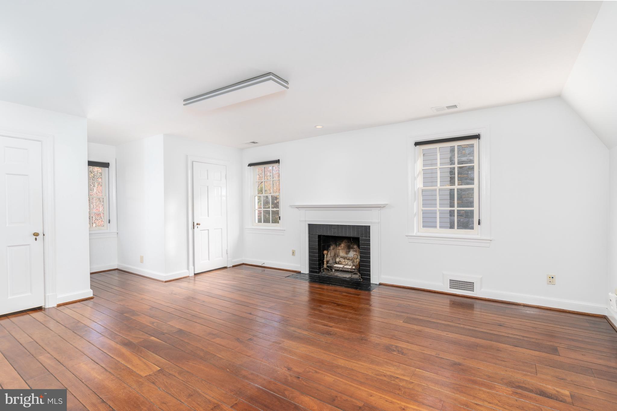 3540 Springland Ln NW