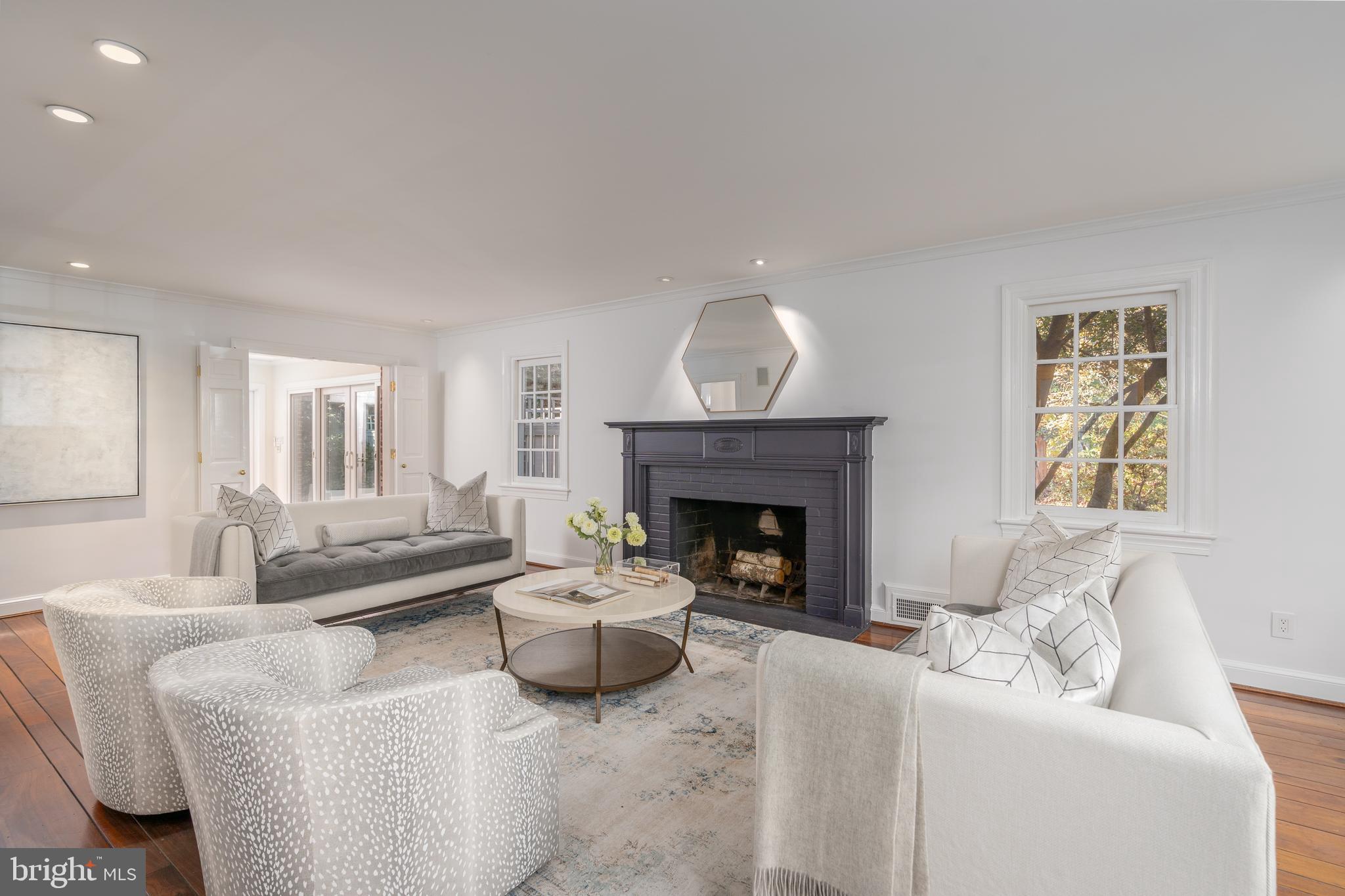 3540 Springland Ln NW