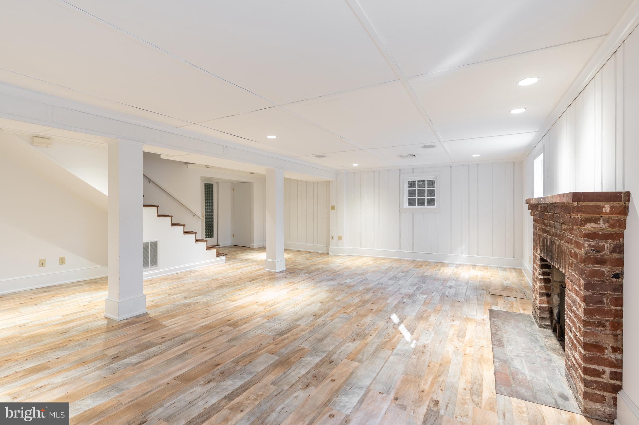 3540 Springland Ln NW