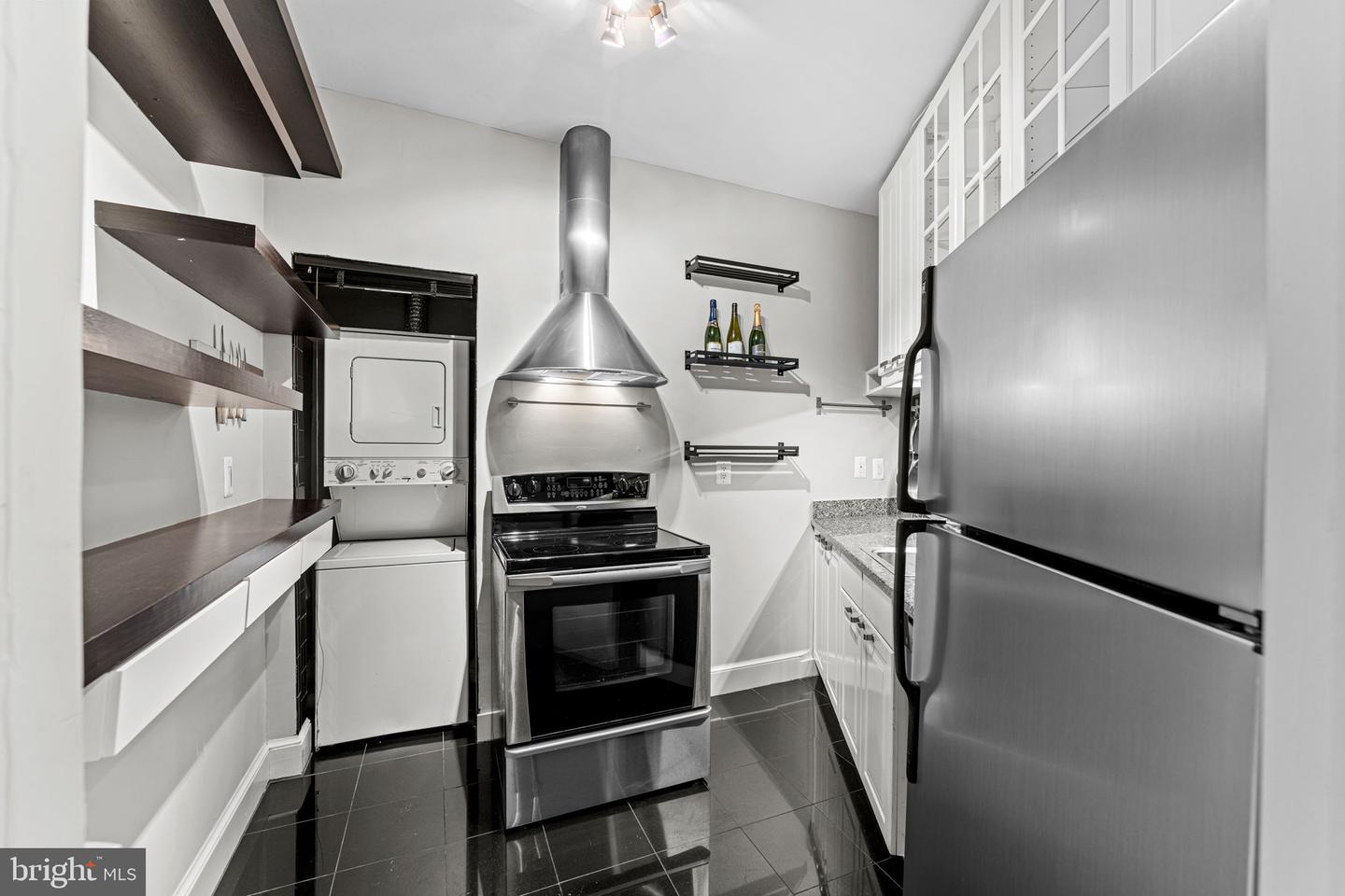 3120 R St NW #207
