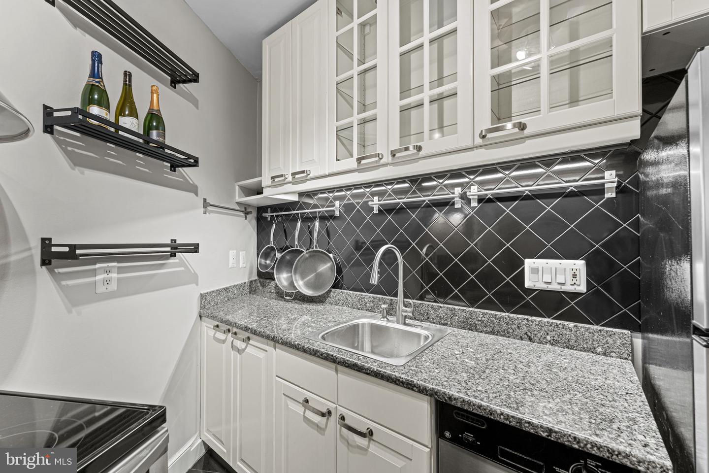 3120 R St NW #207