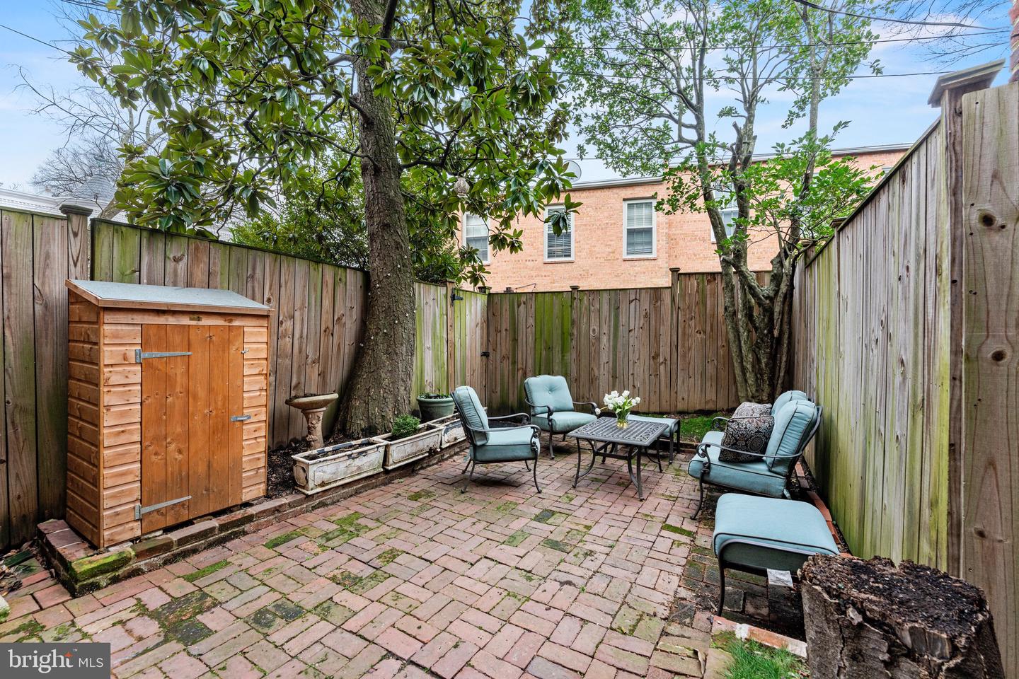1604 32nd St NW