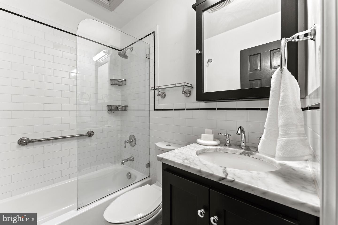 1604 32nd St NW