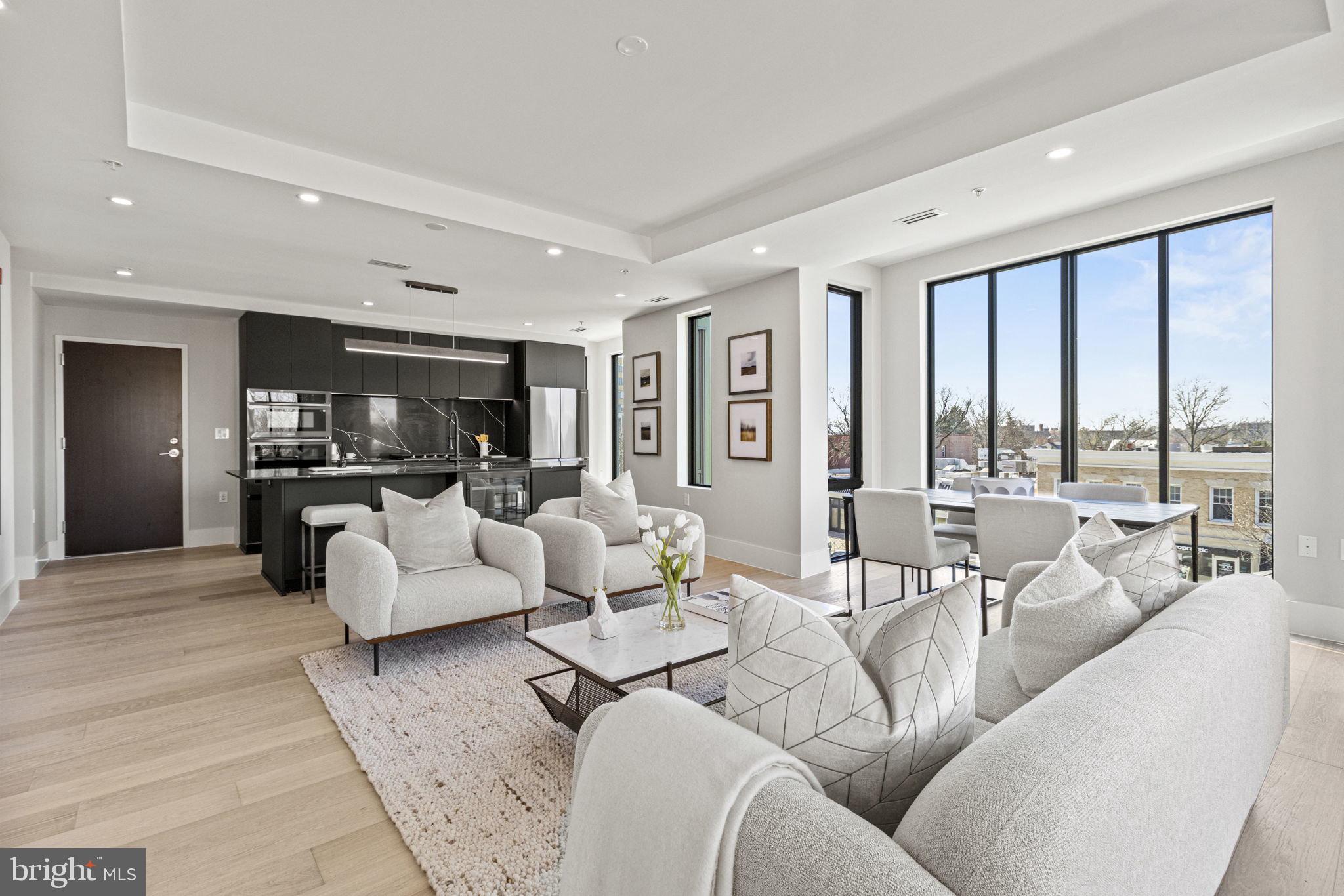 3219 Wisconsin Ave NW #301