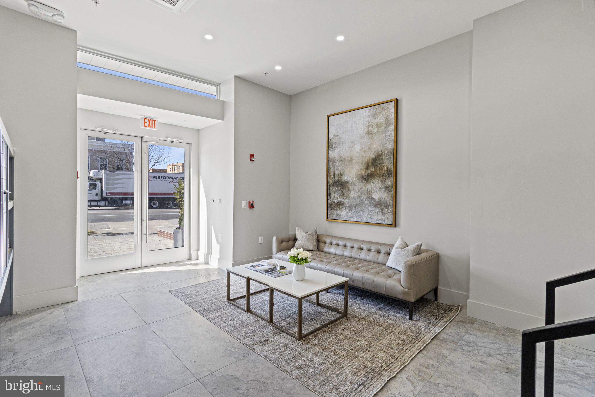 3219 Wisconsin Ave NW #601