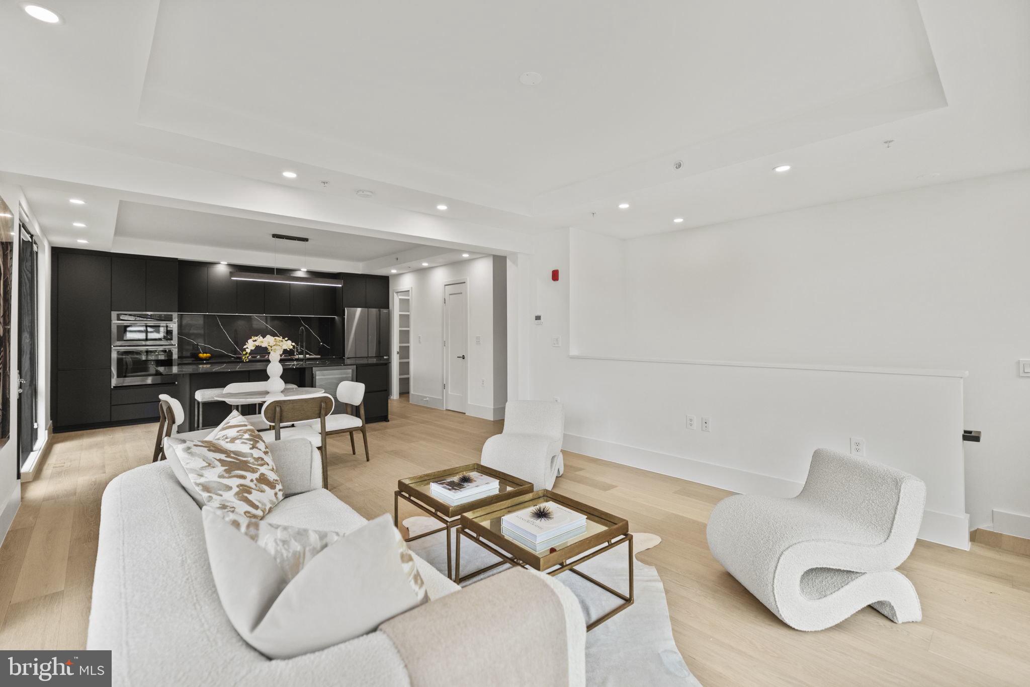 3219 Wisconsin Ave NW #101