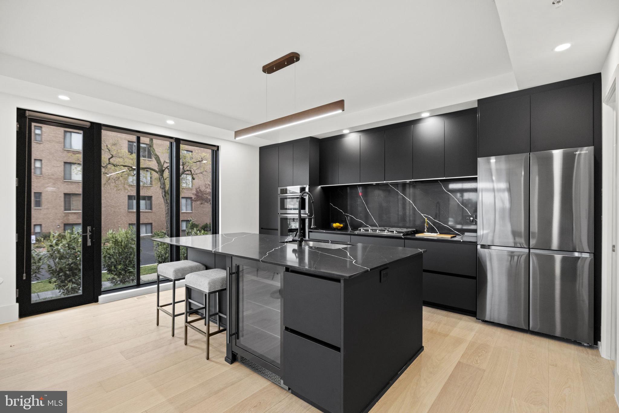 3219 Wisconsin Ave NW #101