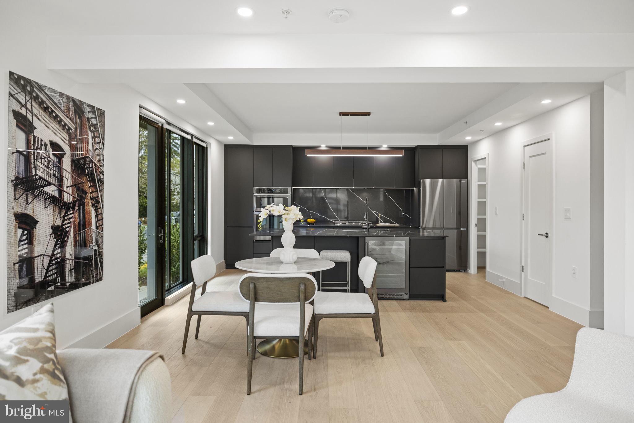 3219 Wisconsin Ave NW #101