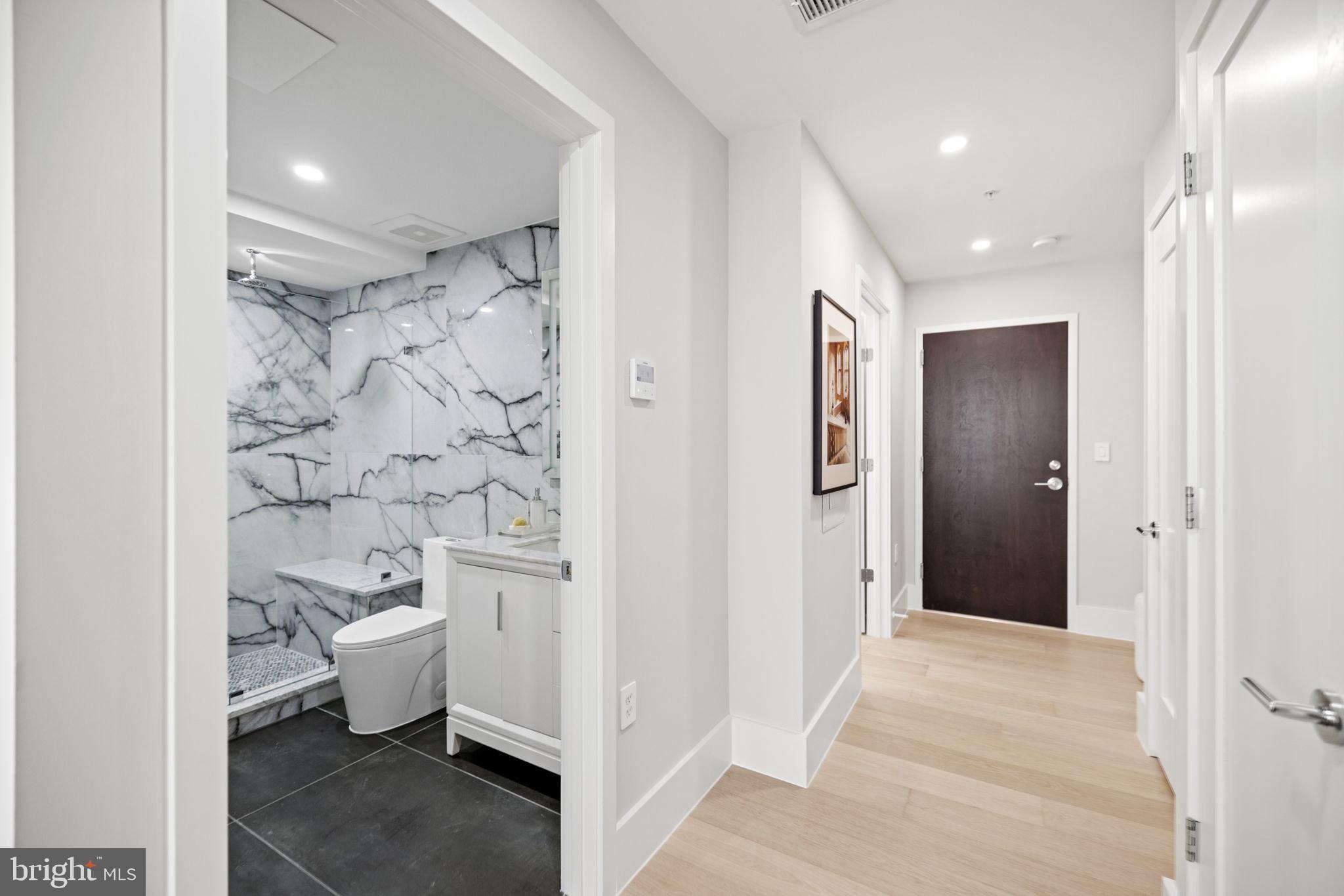 3219 Wisconsin Ave NW #202