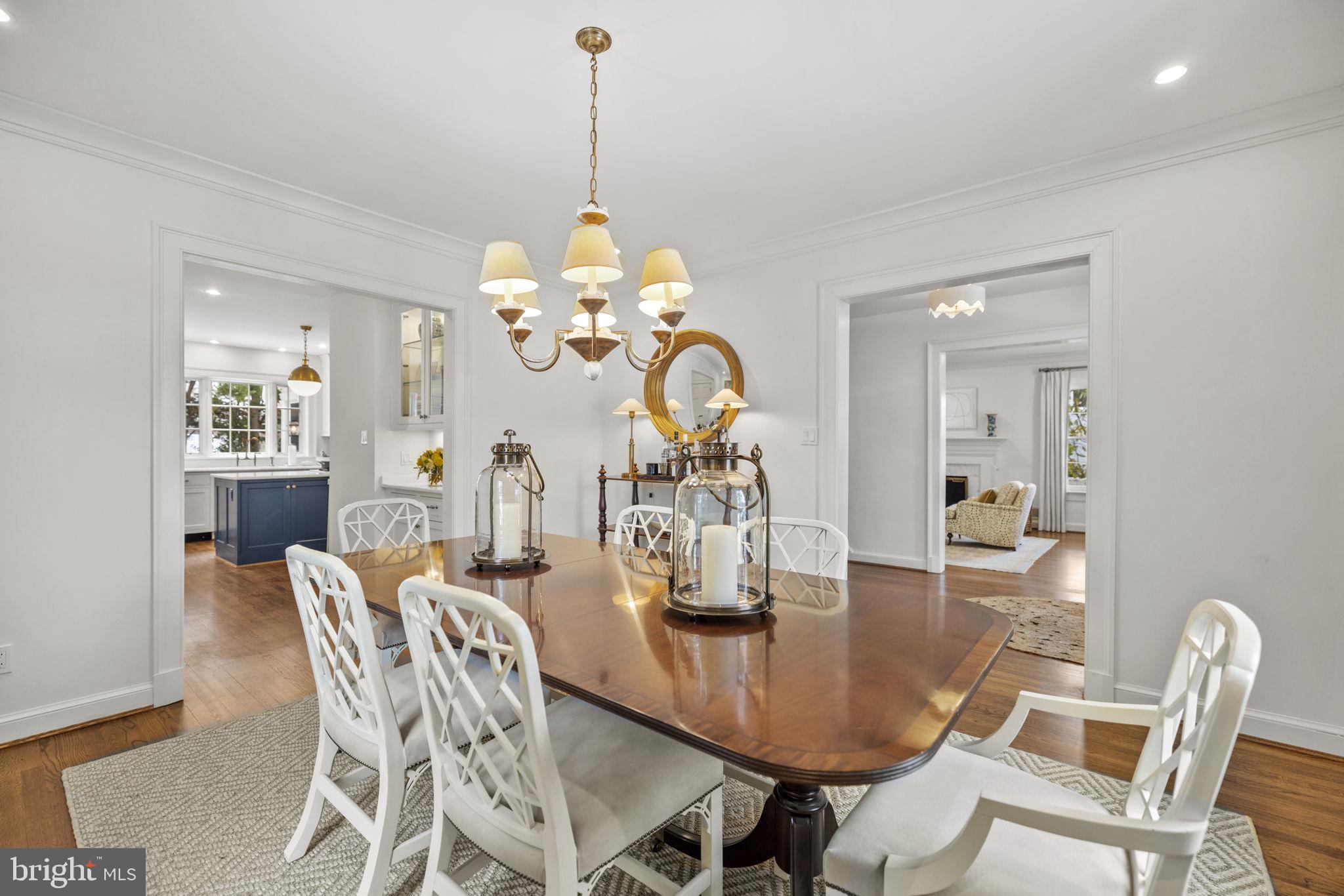 2937 Garfield Ter NW