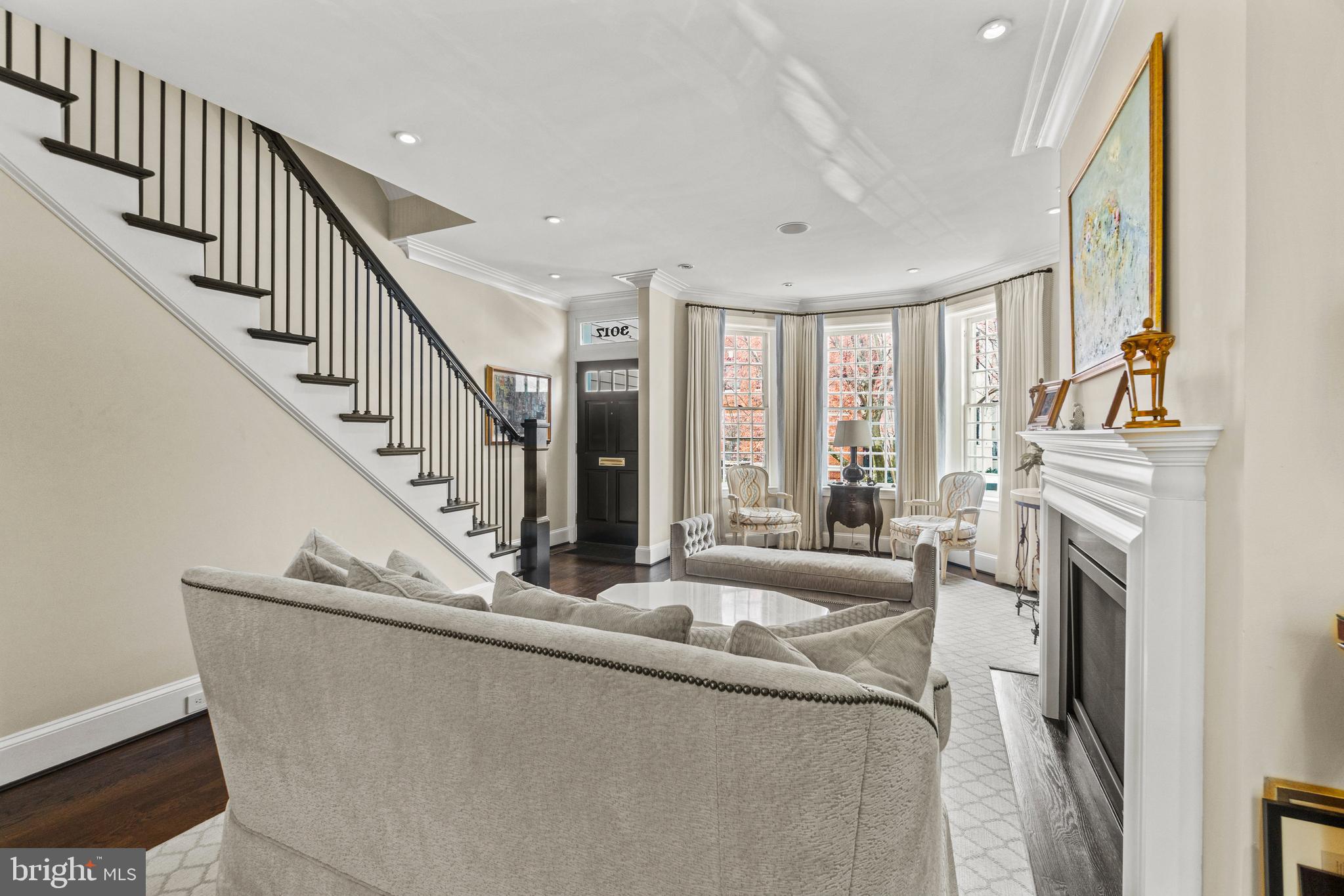 3017 Dumbarton St NW